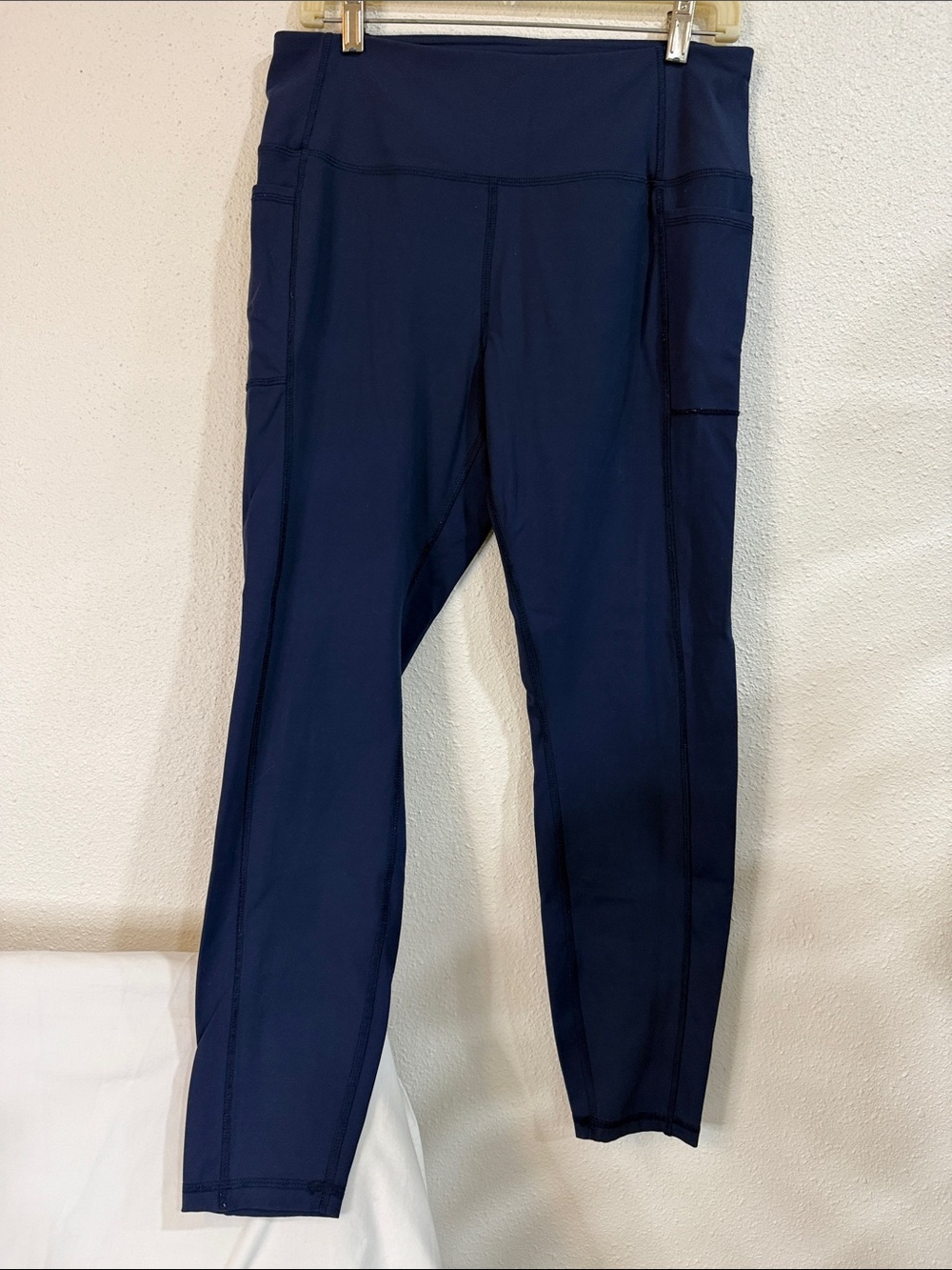 Gottex Navy High-Waist Performance Leggings with Side Pockets